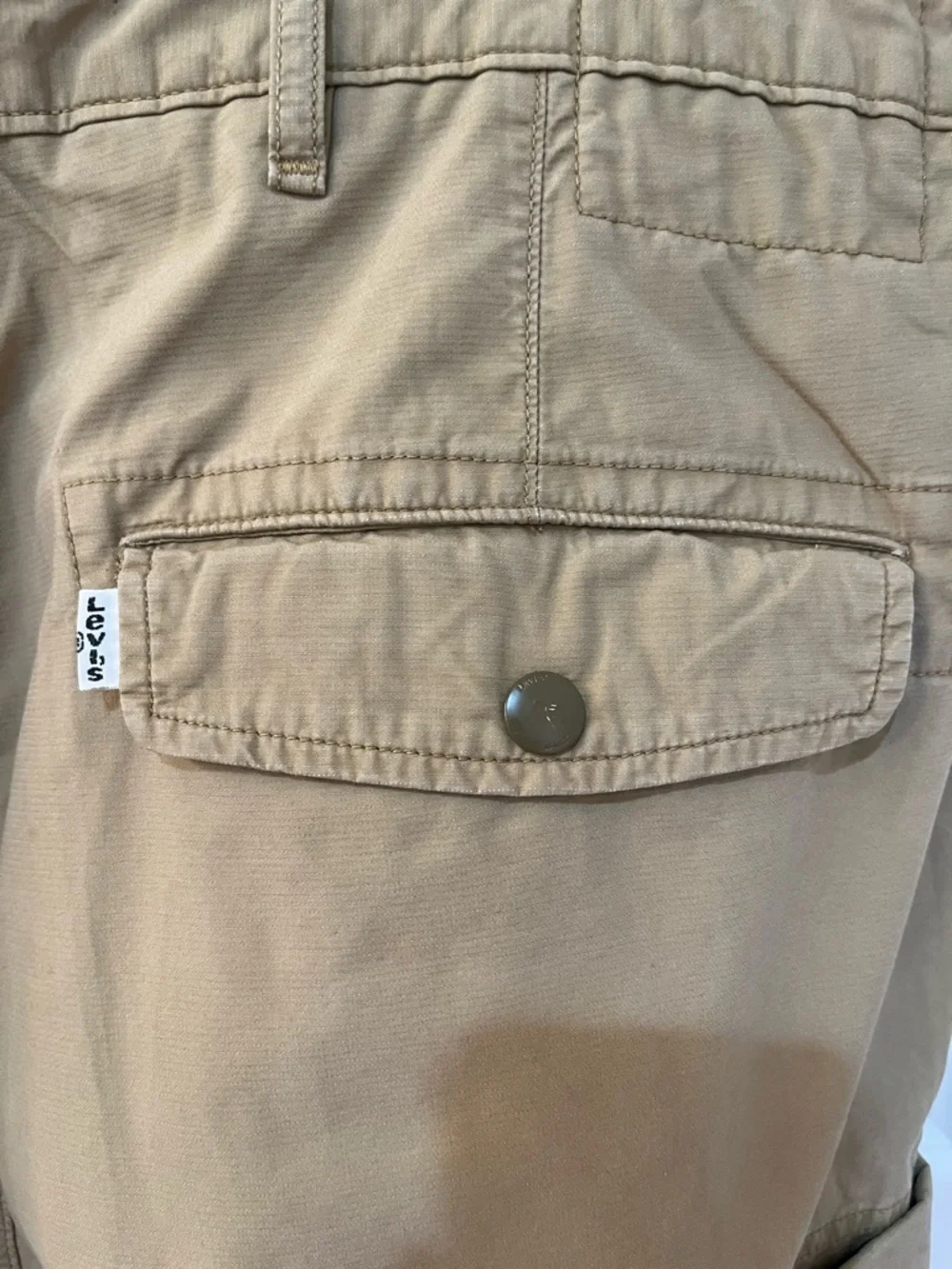 Levi Strauss Men’s Tan Cargo Shorts Utility Baggy Casual Outdoor Size 38
